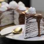 طريقة عمل كيكة الكريب بالشوكولاتة