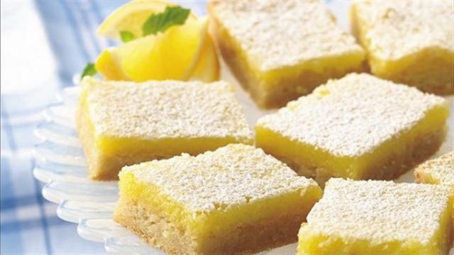 طريقة عمل مربعات حلى الليمون