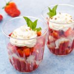 طريقة عمل حلى الزبادي بالفراولة