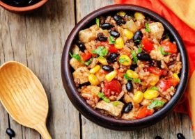 طريقة عمل الأرز المكسيكي للرجيم