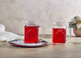 طريقة عمل عصير التوت بالليمون