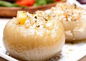 طريقة عمل محشي البصل التركي