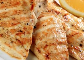 طريقة عمل دجاج فيليه مشوي بالليمون للرجيم
