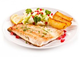 طريقة عمل صينية سمك بالفرن للرجيم