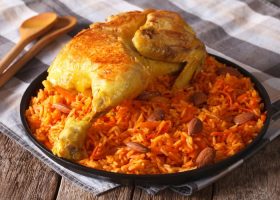 طريقة عمل مدفون الدجاج الخليجي