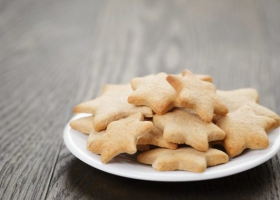 طريقة عمل كوكيز الزنجبيل بالجبن الكريمي