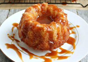 طريقة عمل كيك البرتقال بصوص الكراميل