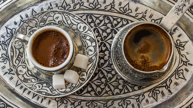 طريقة عمل قهوة تركية بالمستكة
