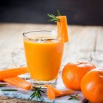 طريقة عمل عصير اليوسفي والجزر