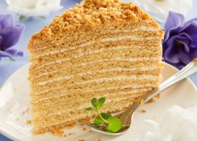 طريقة عمل كيك طبقات القرفة