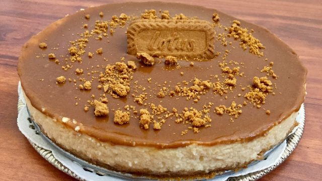 طريقة عمل كعكة اللوتس الباردة