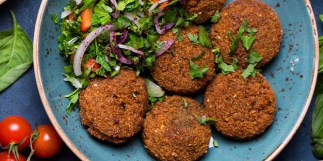 طريقة عمل الفلافل الأردنية