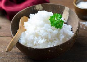 طريقة عمل الأرز المطهو على البخار