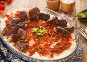 طريقة عمل الفتة بالتقلية