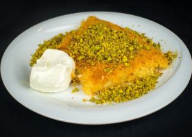 طريقة عمل كنافة بالقشطة الكدابة