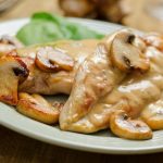 طريقة عمل دجاج بالفطر والكريمة