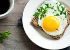 طريقة عمل التوست بالبيض