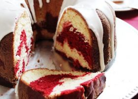 طريقة عمل كيكة الماربل الحمراء