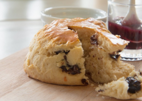 طريقة عمل سكونز الشوكولاتة بالجوز