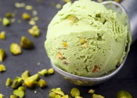 طريقة عمل آيس كريم بالقشطة