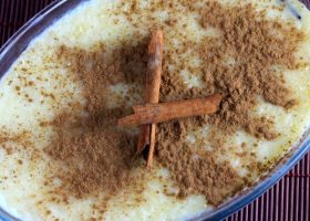 طريقة عمل بودينج القرفة بدون بيض