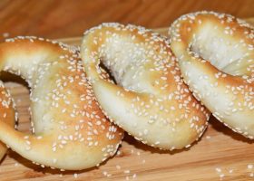 طريقة عمل كعك عصروني