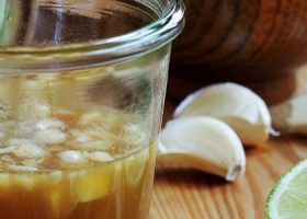 طريقة عمل تتبيلة الليمون والزنجبيبل