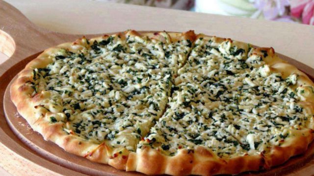 طريقة عمل مناقيش الزعتر بالجبن