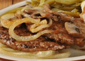 طريقة عمل ستيك بالبصل