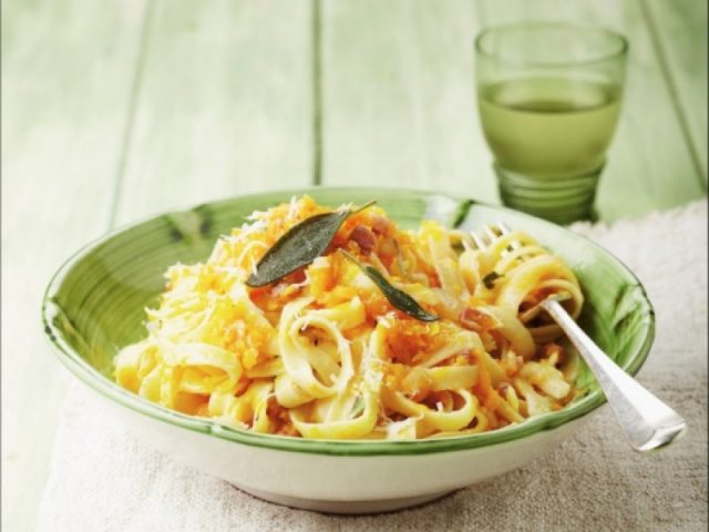 طريقة عمل المعكرونة مع اليقطين