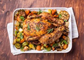 طريقة عمل دجاج محشي بالخضار