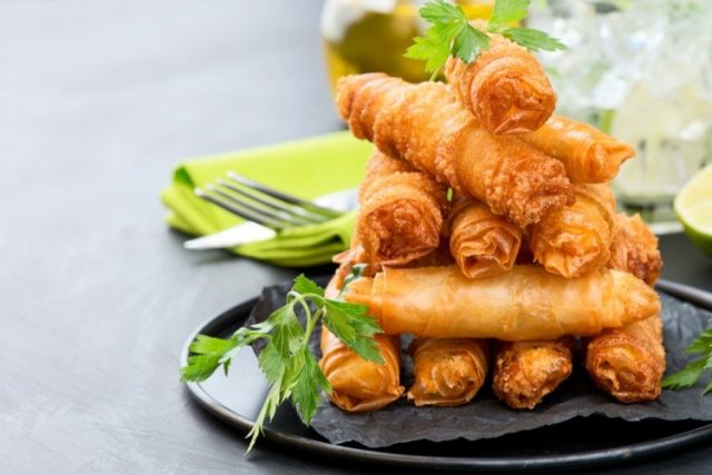 طريقة عمل رولات الجبن بعجينة السبرنغ رول