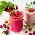 طريقة عمل ميلك شيك التوت