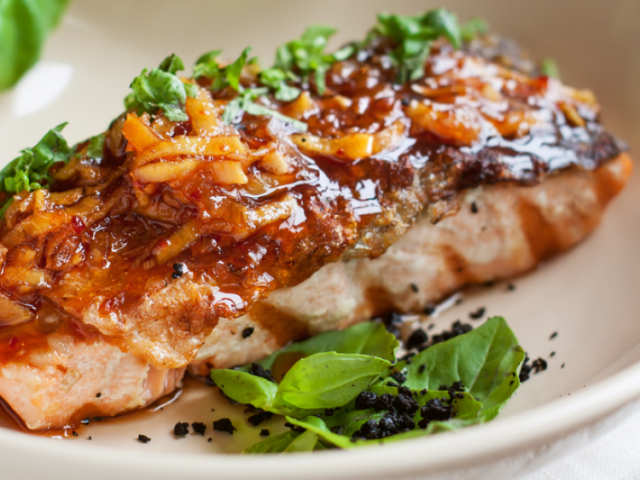 طريقة عمل سمك فيليه بصوص البرتقال للرجيم
