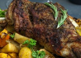 طريقة عمل ضلع اللحم المشوي بالأعشاب