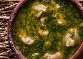 طريقة عمل الملوخية بالدجاج