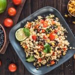طريقة عمل سلطة الكينوا بالفاصوليا