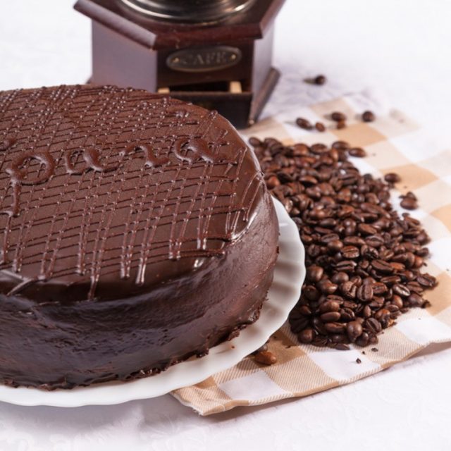 طريقة عمل كيك موكا بالشوكولاتة