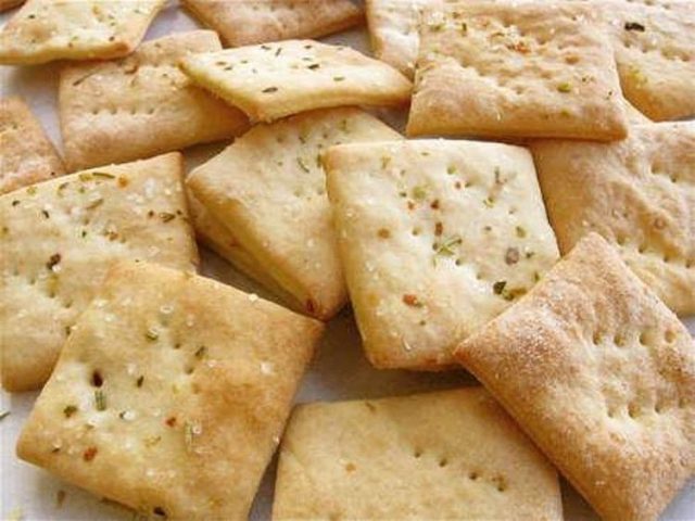 طريقة عمل قراقيش مالحة