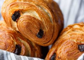 طريقة عمل كرواسون الشوكولاتة