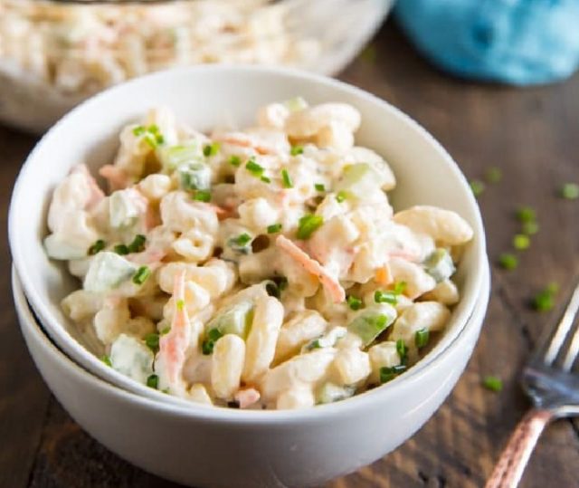 طريقة عمل سلطة التونة بالمكرونة والمايونيز