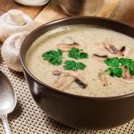 طريقة عمل شوربة الفطر الصحية
