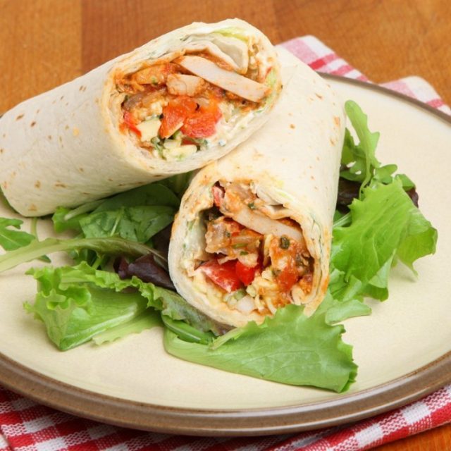 طريقة عمل ساندويش دجاج فاهيتا دايت