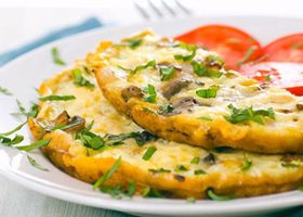 طريقة عمل اومليت بالفطر والجبن