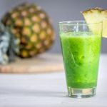 طريقة عمل سموثي الأناناس والسبانخ