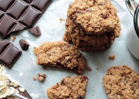 طريقة عمل كوكيز الشوفان بالشوكولاته