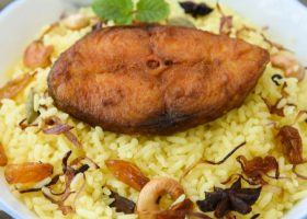 طريقة عمل سمك بوري مشوي مع أرز صيادية