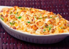 طريقة عمل مكرونة بالجبنة والدجاج
