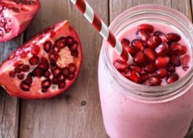 طريقة عمل عصير الرمان بالحليب