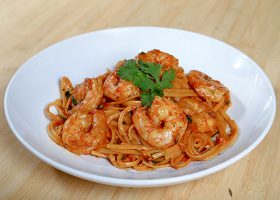 طريقة عمل مكرونة التالياتيلي بالروبيان